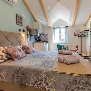 Old Town & Ela Place 3* Split