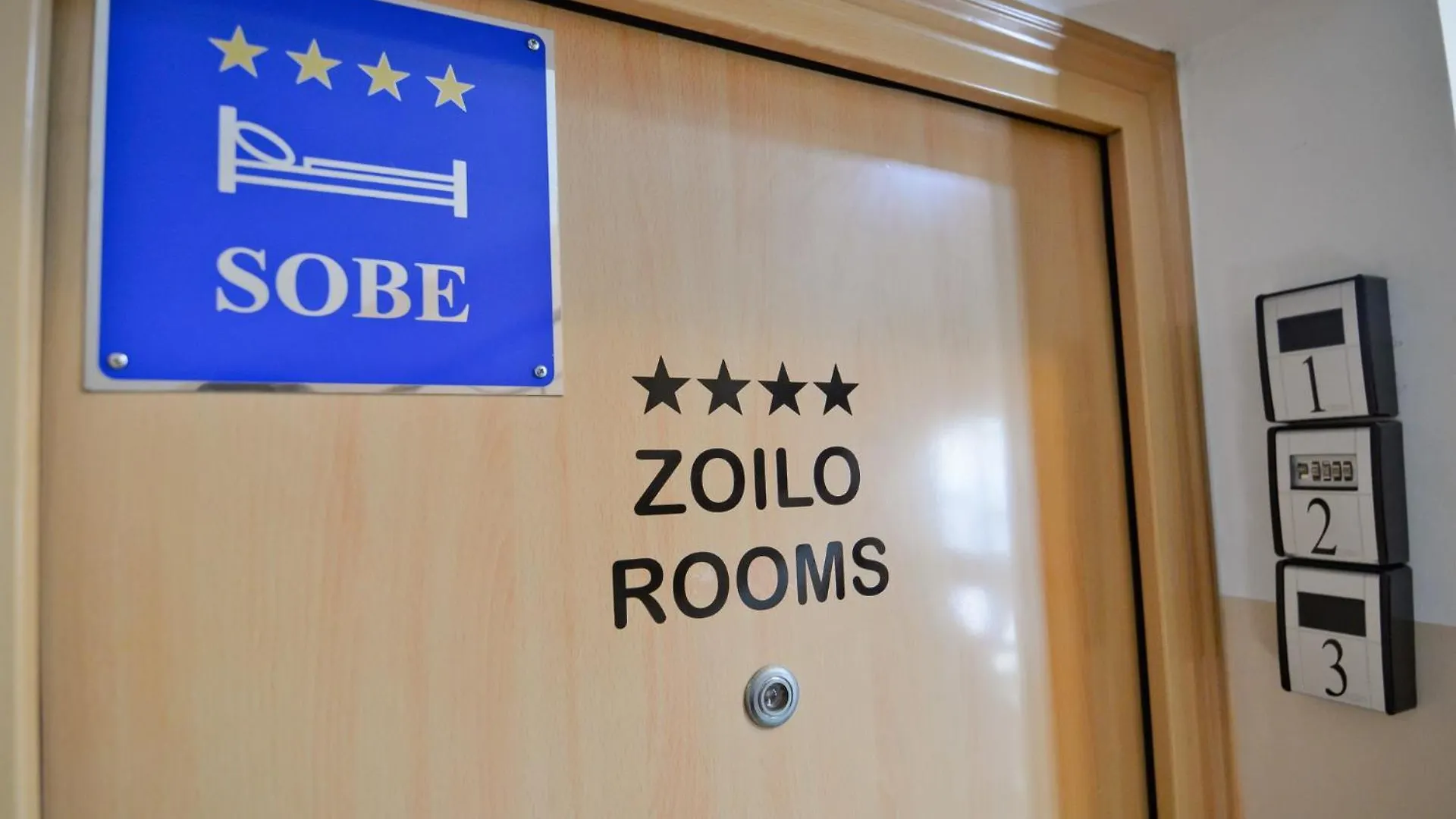 Zoilo Rooms Self Check-In Zadar 4*,